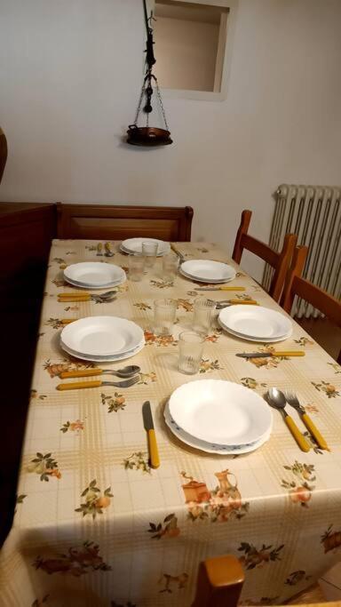 Taverna Abitazione A 15 Km Da Firenze Prato  Eksteriør bilde