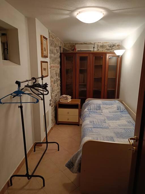 Taverna Abitazione A 15 Km Da Firenze Prato  Eksteriør bilde